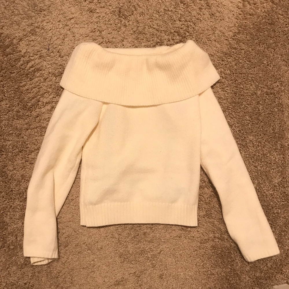 Off Shoulder Fold Over Sweater - Picture 7 of 8